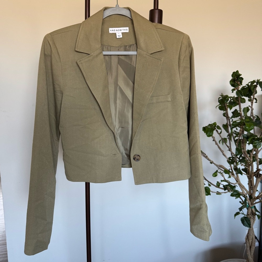Green Cropped Blazer